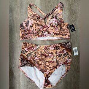 New w/Tags Torrid high waisted Bikini Set Size 2